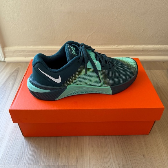 Nike Metcon 10 - Picture 1 of 5